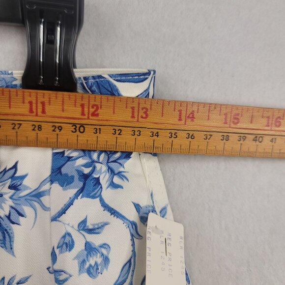 Vintage Deadstock Woolrich Womens Floral Print Cotton Shorts White Blue Size 6 - Picture 10 of 11